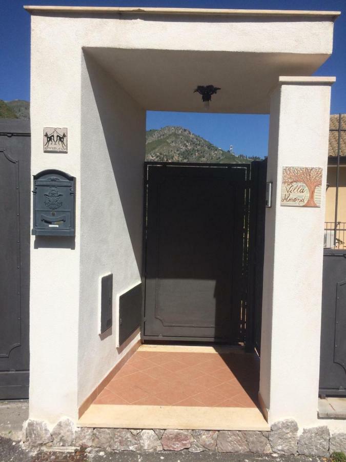 Villa Almond Taormina Luaran gambar